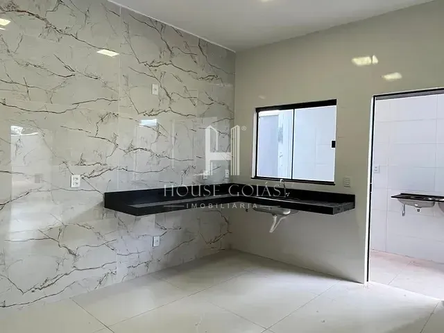 Casa 3 quartos e 2 banheiros, à venda, no bairro Setor Nova Cidade em Nerópolis