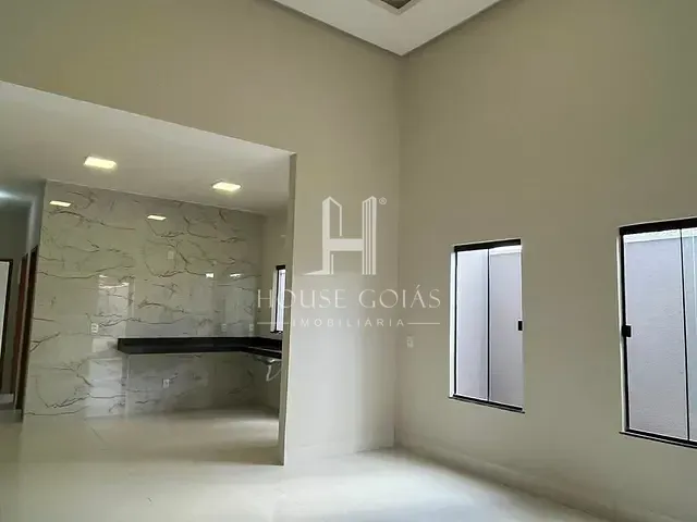 Casa 3 quartos e 2 banheiros, à venda, no bairro Setor Nova Cidade em Nerópolis
