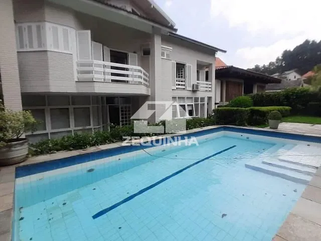 Casa com 725m² 3 quartos e 5 banheiros, à venda, no bairro Alphaville em Santana de Parnaíba