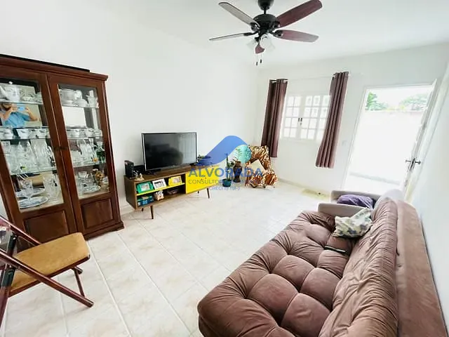 Casa com 150m² 2 quartos e 1 banheiro, à venda, no bairro Jardim das Indústrias em São José dos Campos
