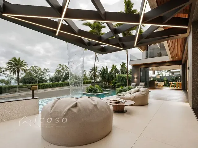 Casa com 541m² 4 quartos e 4 banheiros, à venda, no bairro Condomínio Residencial Alphaville em São José dos Campos