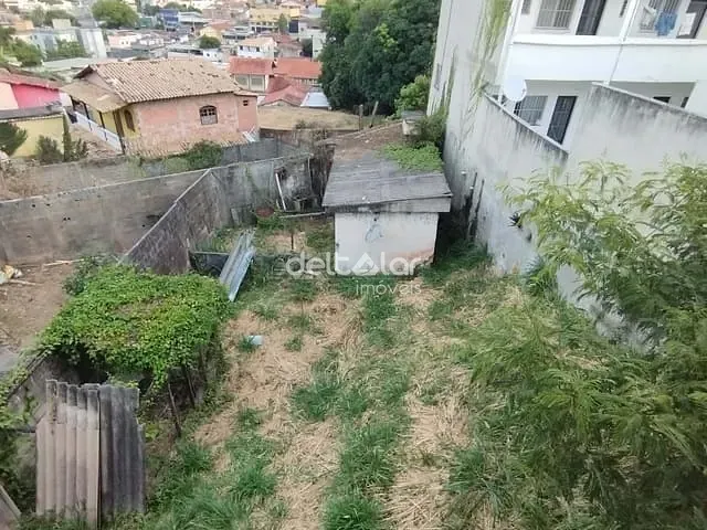 Terreno com 370m², à venda, no bairro Planalto em Belo Horizonte
