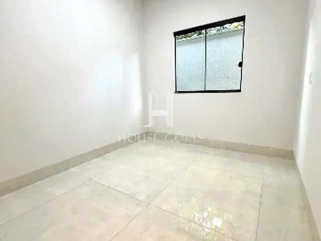 Casa com 180m² 3 quartos e 2 banheiros, à venda, no bairro Setor Castro's em Senador Canedo