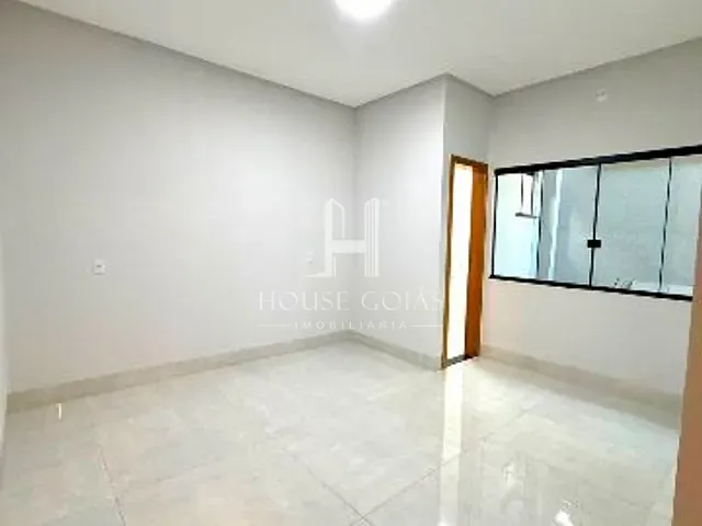 Casa com 180m² 3 quartos e 2 banheiros, à venda, no bairro Setor Castro's em Senador Canedo