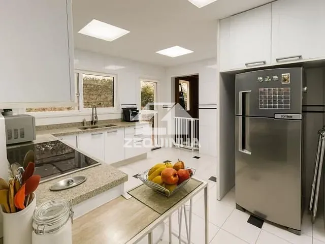 Casa com 550m² 4 quartos e 5 banheiros, à venda, no bairro Alphaville em Santana De Parnaiba