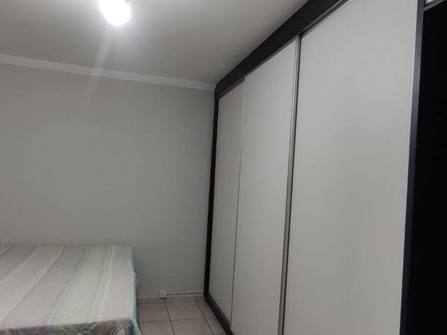 Casa com 250m² 3 quartos e 2 banheiros, à venda, no bairro Jardim Continental em Londrina
