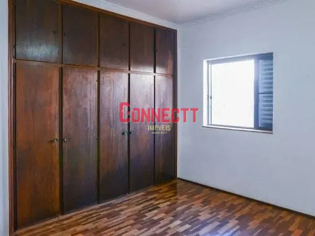 Casa com 200m² 4 quartos e 3 banheiros, à venda, no bairro Parque dos Bandeirantes em Ribeirão Preto