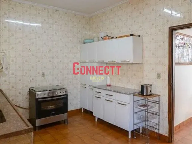 Casa com 200m² 4 quartos e 3 banheiros, à venda, no bairro Parque dos Bandeirantes em Ribeirão Preto