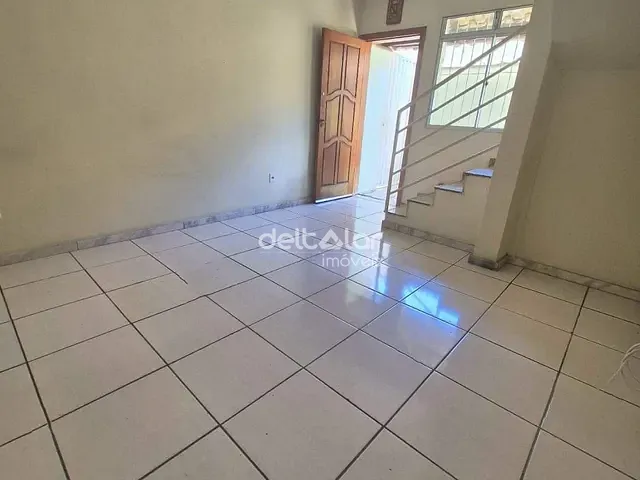 Casa com 55m² 2 quartos e 2 banheiros, à venda, no bairro Jardim Leblon/Céu Azul em Belo Horizonte