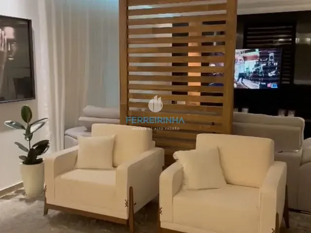 Casa com 360m² 5 quartos e 4 banheiros, à venda, no bairro Jardim das Colinas em São José dos Campos