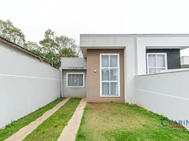 Casa 3 quartos e 2 banheiros, à venda, no bairro MORADIAS SÃO MARCOS em Campo Largo