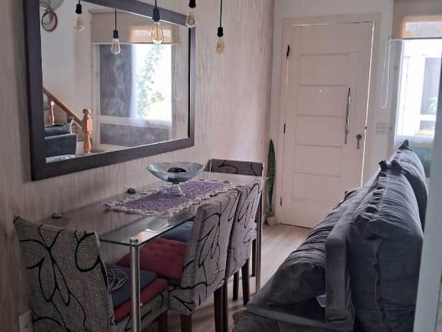 Casa com 69m² 2 quartos e 2 banheiros, à venda, no bairro Água Espraiada (Caucaia do Alto) em Cotia