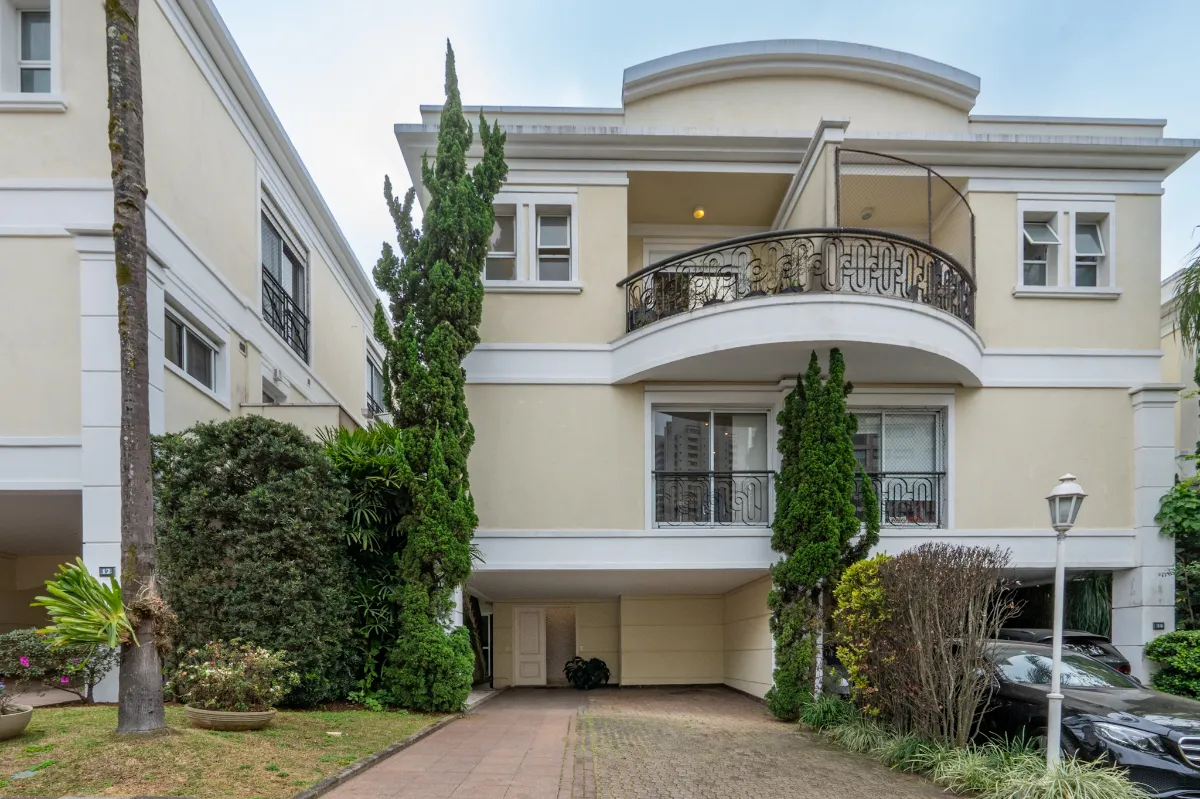 Casa no condomínio América para venda e locação com 4 quartos, sendo 4 suítes, 383m²