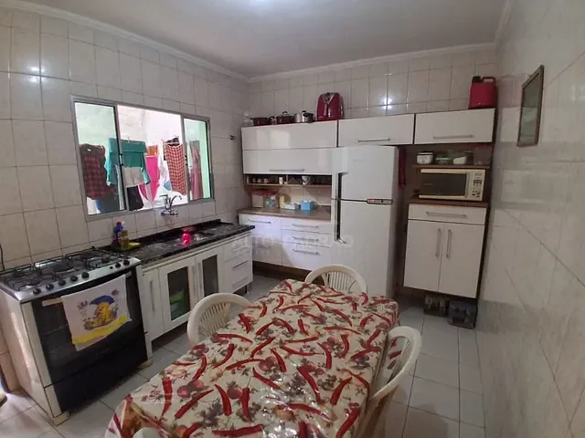 Casa com 107m² 3 quartos e 2 banheiros, à venda, no bairro Jardim Estrela em Mauá
