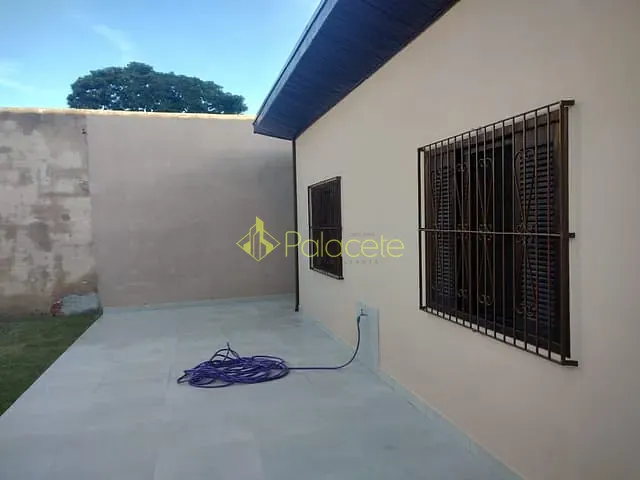 Casa com 320m² 4 quartos e 1 banheiro, à venda, no bairro Centro em Pindamonhangaba