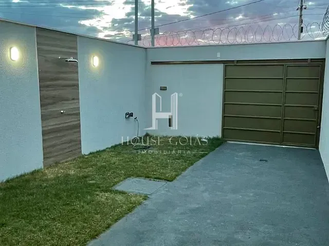 Casa 2 quartos e 2 banheiros, à venda, no bairro Residencial Campos Dourados em Goiânia