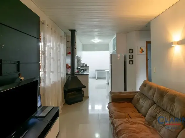 Casa 2 quartos e 1 banheiro, à venda, no bairro JARDIM SÃO VICENTE em Campo Largo