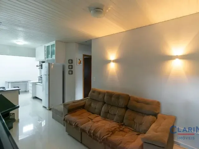 Casa 2 quartos e 1 banheiro, à venda, no bairro JARDIM SÃO VICENTE em Campo Largo
