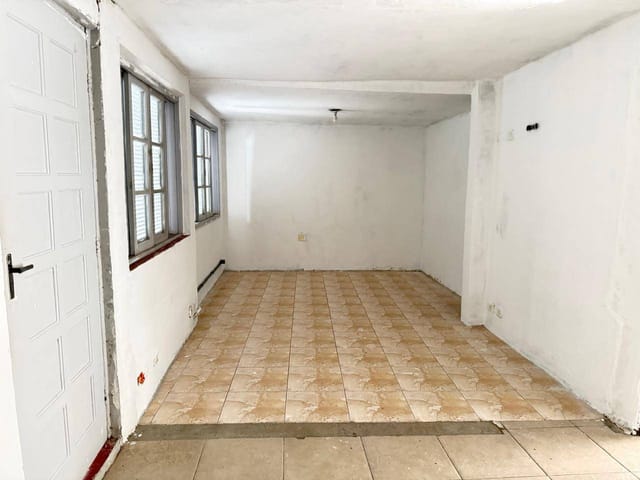 Casa com 120m² 2 quartos e 1 banheiro, para alugar, no bairro Jardim dos Ipes em Cotia