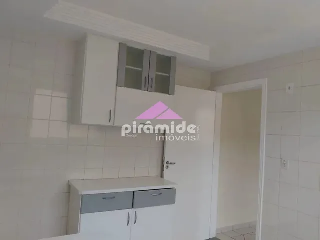 Casa com 125m² 3 quartos e 3 banheiros, para alugar, no bairro Jardim Satélite em São José Dos Campos