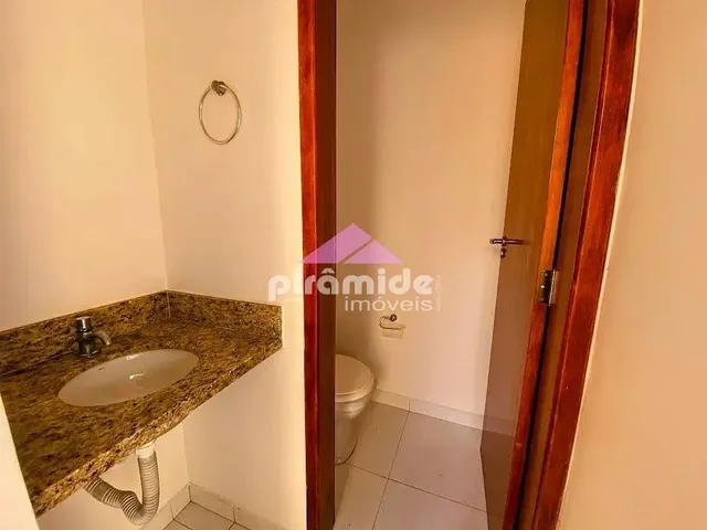 Casa com 125m² 3 quartos e 3 banheiros, para alugar, no bairro Jardim Satélite em São José Dos Campos