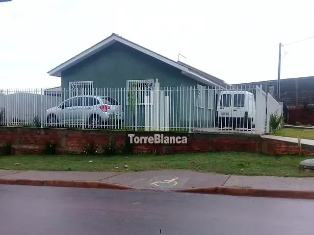 Casa 3 quartos e 1 banheiro, à venda, no bairro Jardim Carvalho em Ponta Grossa