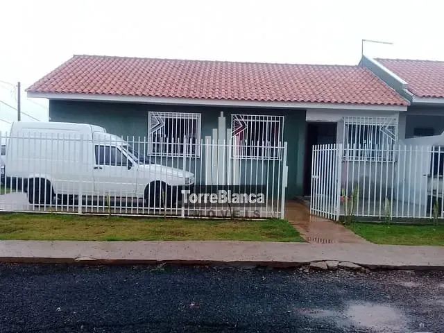 Casa 3 quartos e 1 banheiro, à venda, no bairro Jardim Carvalho em Ponta Grossa