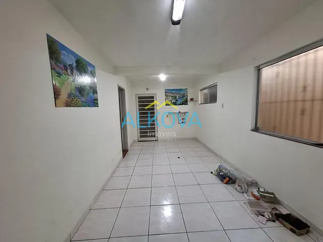 Casa com 250m² 3 quartos e 2 banheiros, à venda, no bairro Jardim Satélite em São José dos Campos