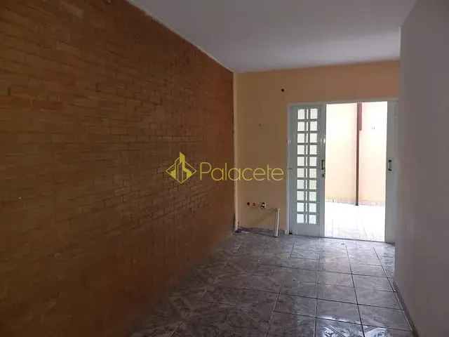 Casa com 375m² 2 quartos e 1 banheiro, à venda, no bairro Centro em Tremembé