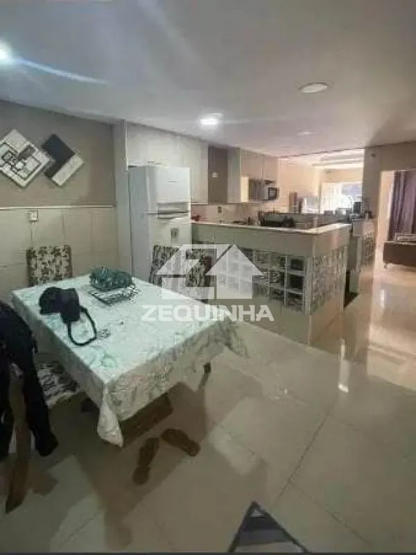 Casa, 3 quartos, 312 m² - Foto 3
