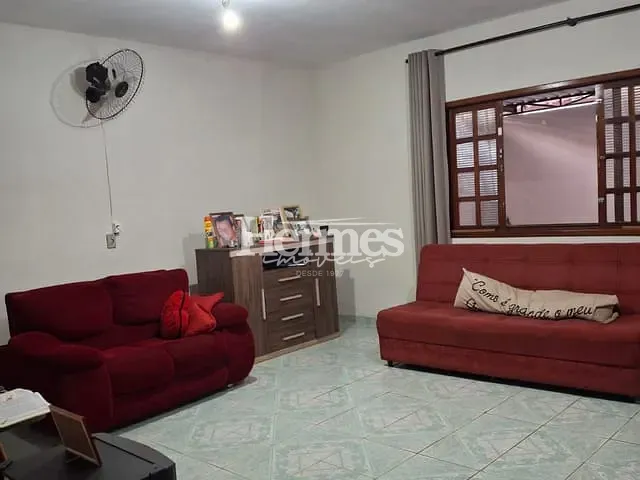 Casa com 250m² 2 quartos e 2 banheiros, à venda, no bairro Parque Bom Retiro em Paulínia