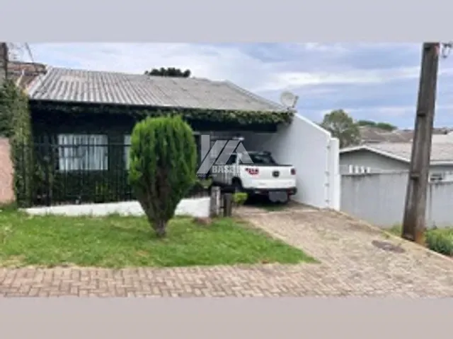 Casa com 336m² 2 quartos e 2 banheiros, à venda, no bairro Trianon em Guarapuava