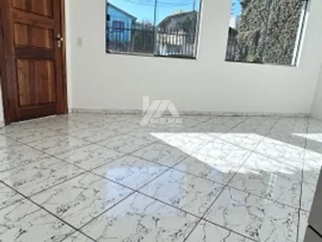 Casa com 336m² 2 quartos e 2 banheiros, à venda, no bairro Trianon em Guarapuava