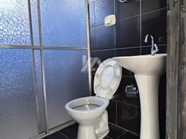 Casa com 336m² 2 quartos e 2 banheiros, à venda, no bairro Trianon em Guarapuava