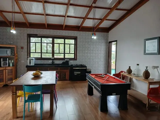 Casa com 2086m² 3 quartos e 3 banheiros, à venda, no bairro Jardim Boa Vista em Campo Largo