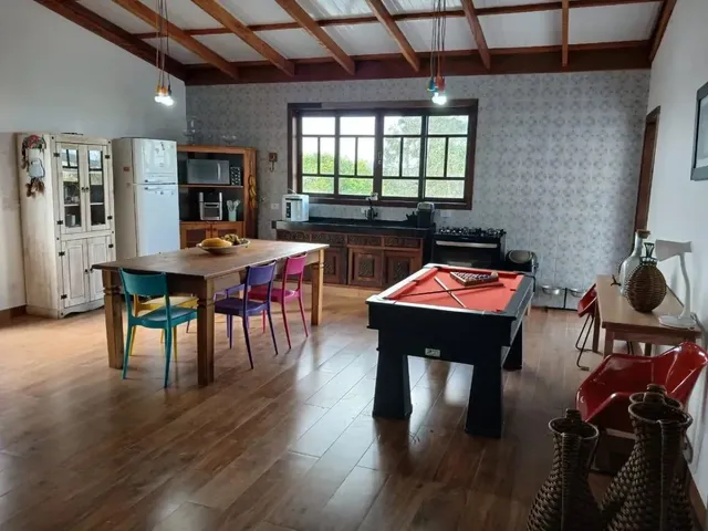 Casa com 2086m² 3 quartos e 3 banheiros, à venda, no bairro Jardim Boa Vista em Campo Largo