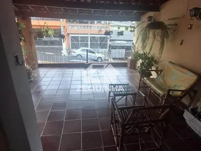 Casa com 110m² 3 quartos e 2 banheiros, à venda, no bairro Jardim D'abril em Osasco