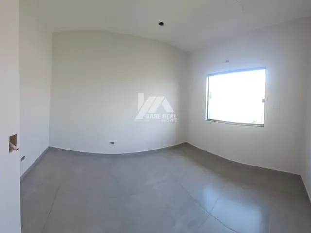 Casa com 125m² 3 quartos e 1 banheiro, à venda, no bairro Cará-cará em Ponta Grossa
