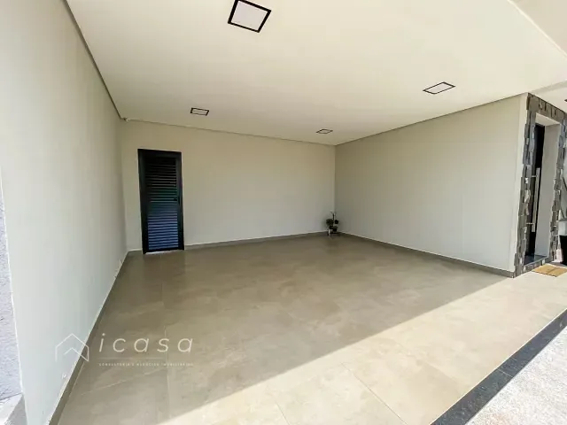 Casa com 360m² 3 quartos e 3 banheiros, à venda ou para alugar, no bairro Residencial Colinas. em Caçapava