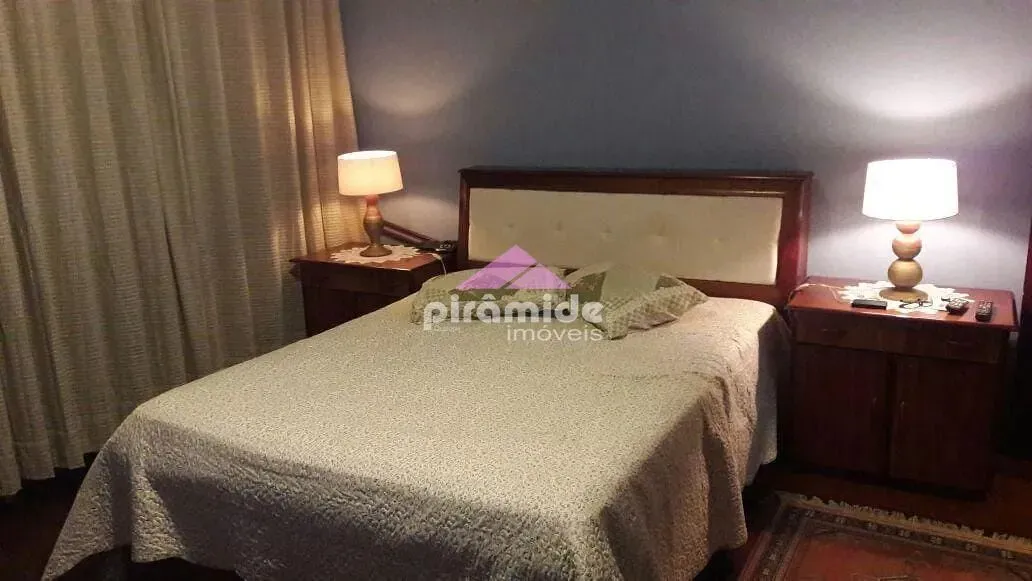 Casa, 3 quartos, 259 m² - Foto 4