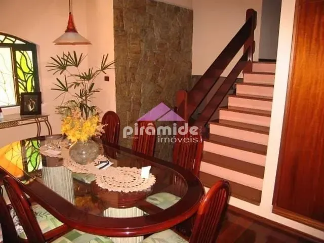Casa, 3 quartos, 259 m² - Foto 13