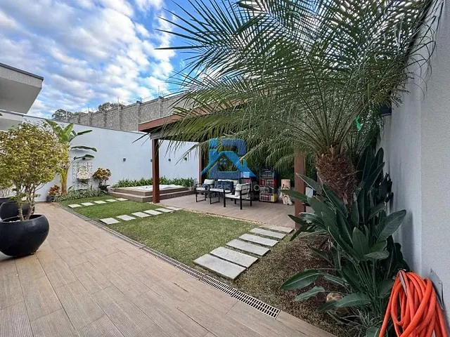 Casa com 389m² 3 quartos e 4 banheiros, à venda, no bairro Residencial Fazenda Serrinha em Itatiba