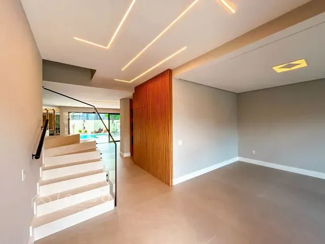 Casa com 450m² 5 quartos e 7 banheiros, à venda ou para alugar, no bairro Jardim do Golfe em São José dos Campos