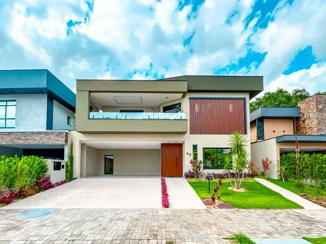 Casa com 450m² 5 quartos e 7 banheiros, à venda ou para alugar, no bairro Jardim do Golfe em São José dos Campos