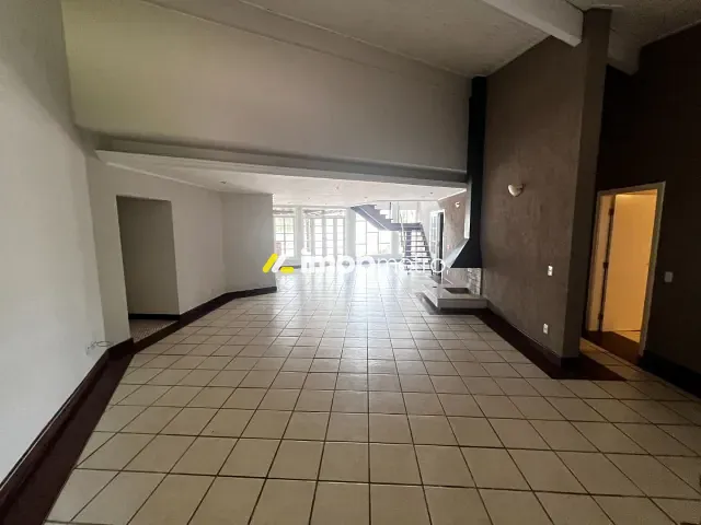 Casa com 760m² 4 quartos e 7 banheiros, à venda, no bairro Gramado em Campinas