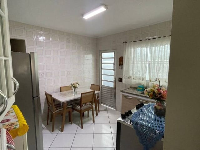 Casa com 125m² 3 quartos e 2 banheiros, à venda, no bairro Vila Yolanda em Osasco