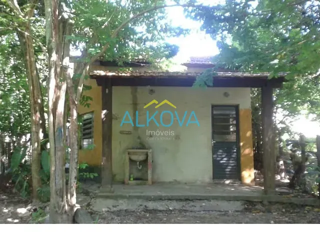 Casa com 219m² 1 quarto e 1 banheiro, à venda, no bairro Lagoa Dourada em Cruzeiro