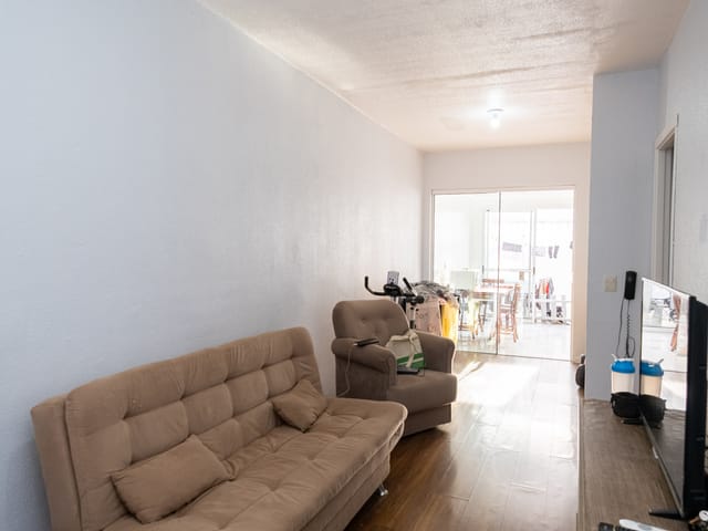 Casa 2 quartos e 1 banheiro, à venda, no bairro Três Vendas em Pelotas