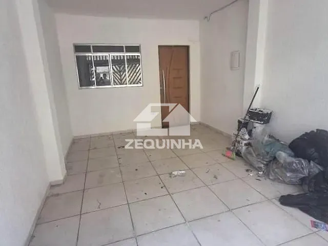 Casa 2 quartos e 2 banheiros, para alugar, no bairro Bussocaba em Osasco