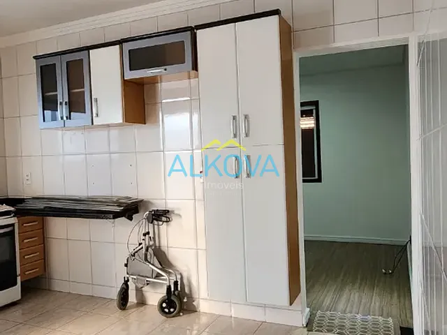 Casa com 126m² 2 quartos e 2 banheiros, à venda, no bairro Jardim Santa Marina em Jacareí